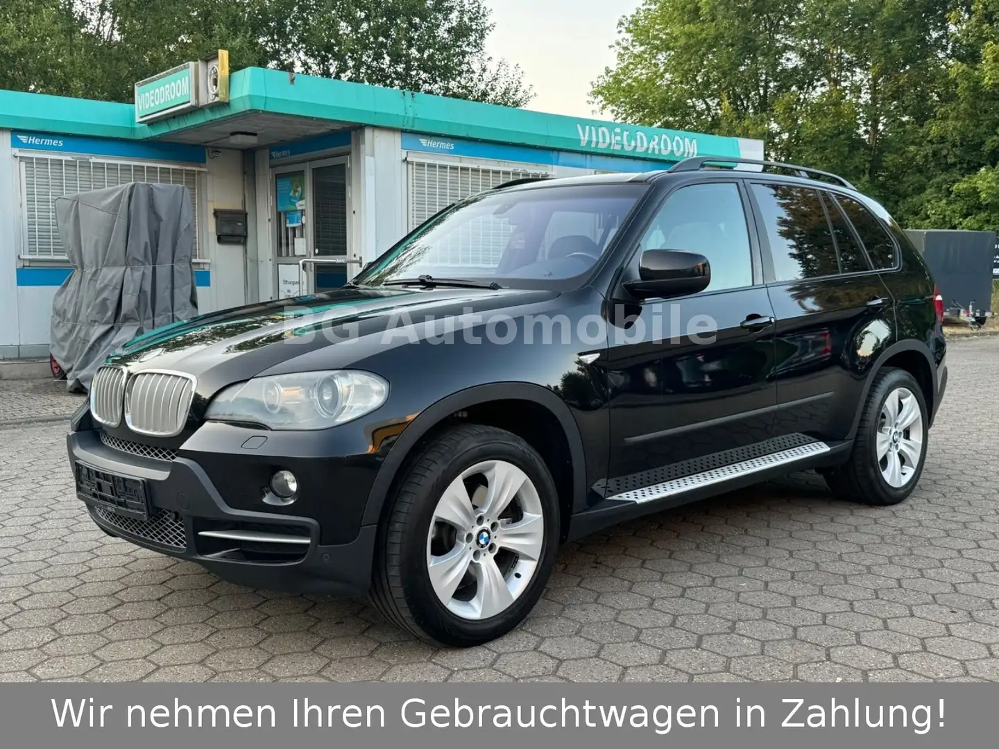 BMW X5 Baureihe X5 xDrive35d *Panorama*AHK*Leder* Schwarz - 1