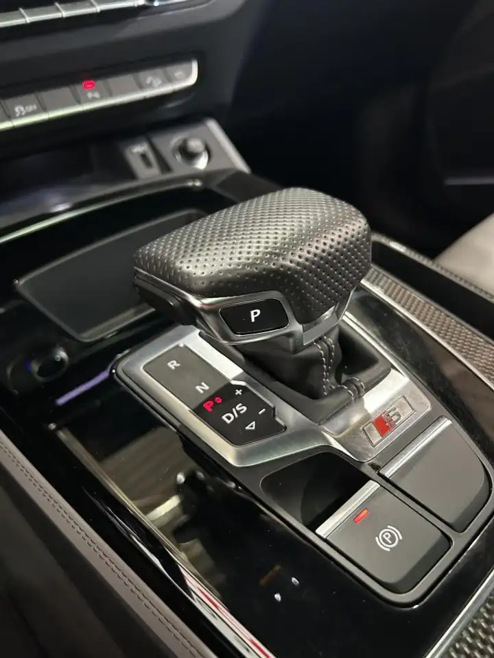 Audi SQ5 снимка Audi SQ5
