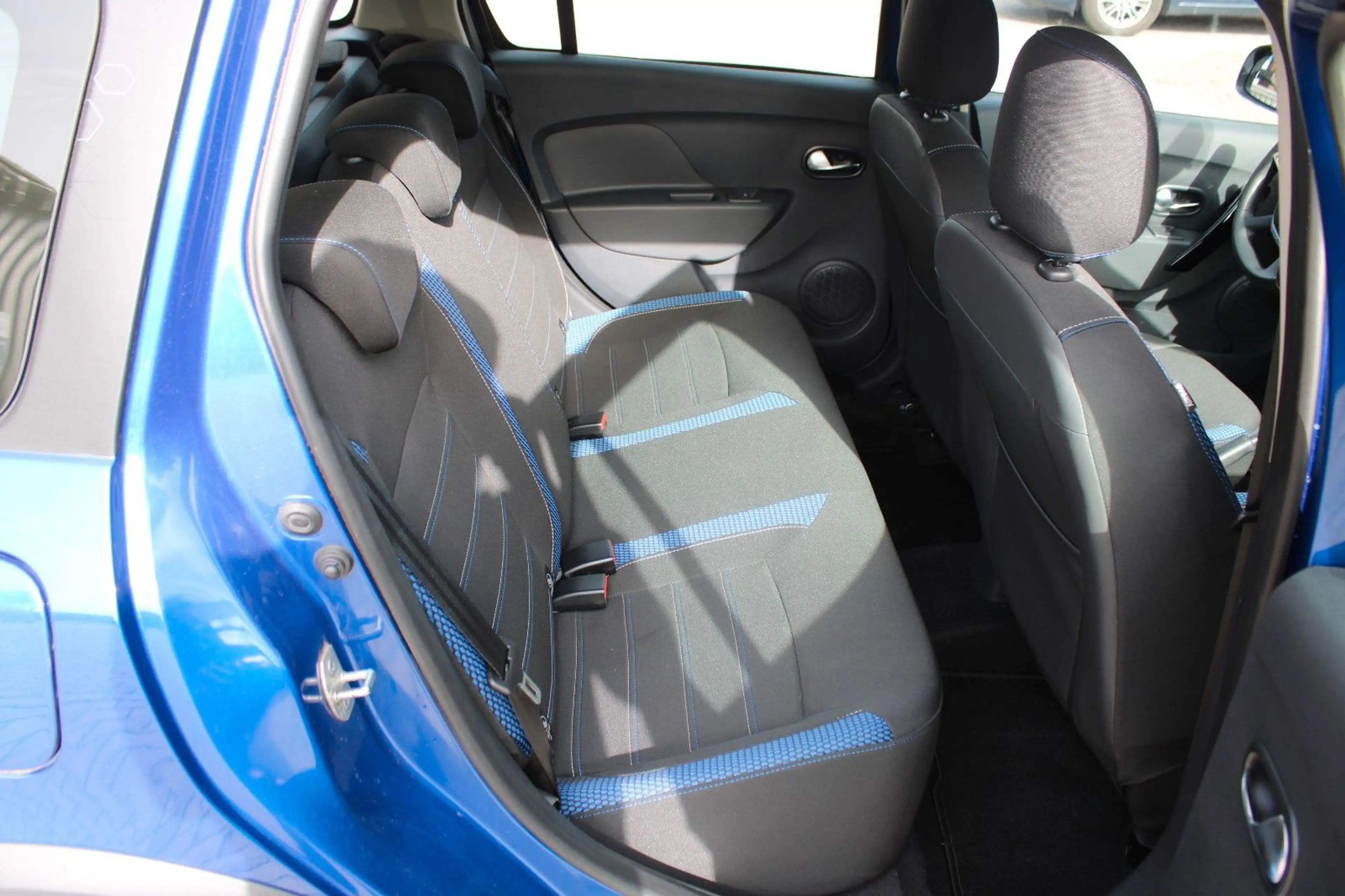 Dacia Logan MCV TCe 90 Stepway Webasto LPG Navi — photo 7