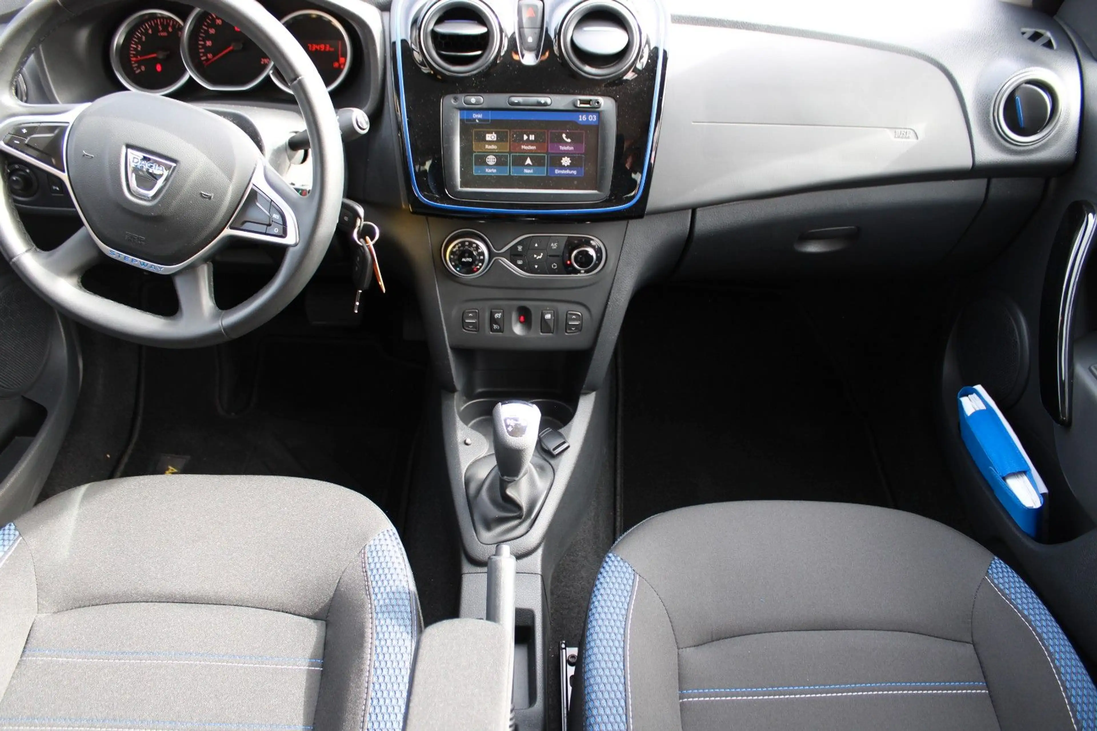 Dacia Logan MCV TCe 90 Stepway Webasto LPG Navi — photo 12