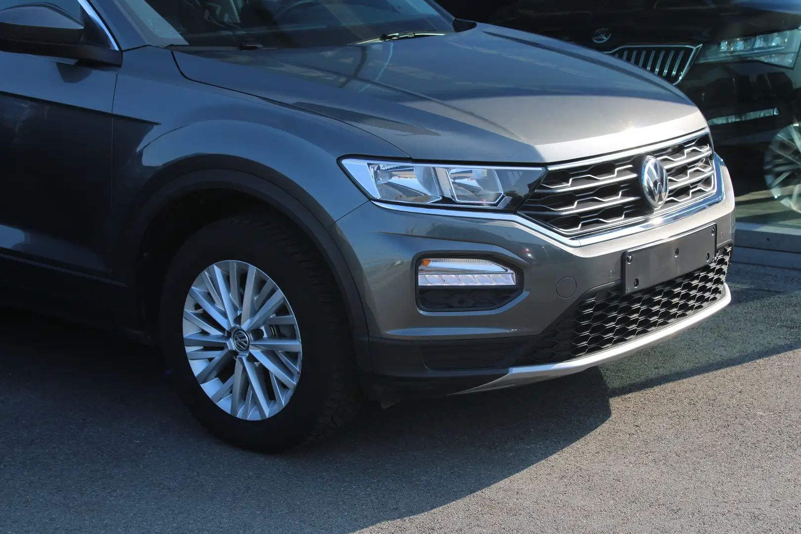 Volkswagen T-Roc 1.0 TSI OPF-AC-NAVI-TEL-CAMERA-APP CONNECT-ALU V Grau - 2