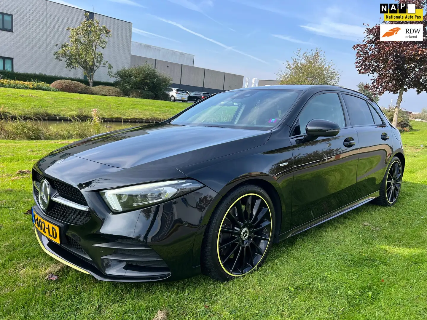 Mercedes-Benz A 250 2019 * Premium Plus * 224PK * EDITION 1 * AUTOMAAT Noir - 1