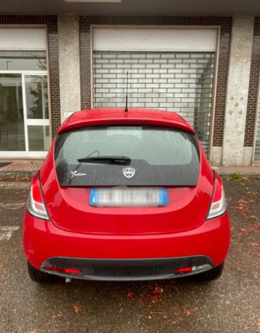 Lancia Ypsilon 1.2 69 CV 5 porte Elefantino Blu Rosso - 2