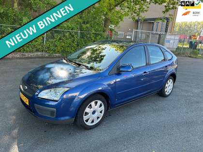 Ford Focus 1.6-16V Trend NETTE AUTO RIJDT EN SCHAKELT GOED