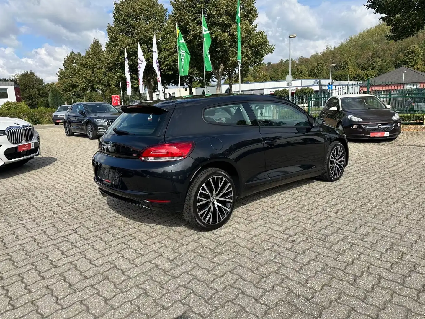 Volkswagen Scirocco 1.4 TSI Edition Bi-XENON 18" SHZ PDC Schwarz - 2