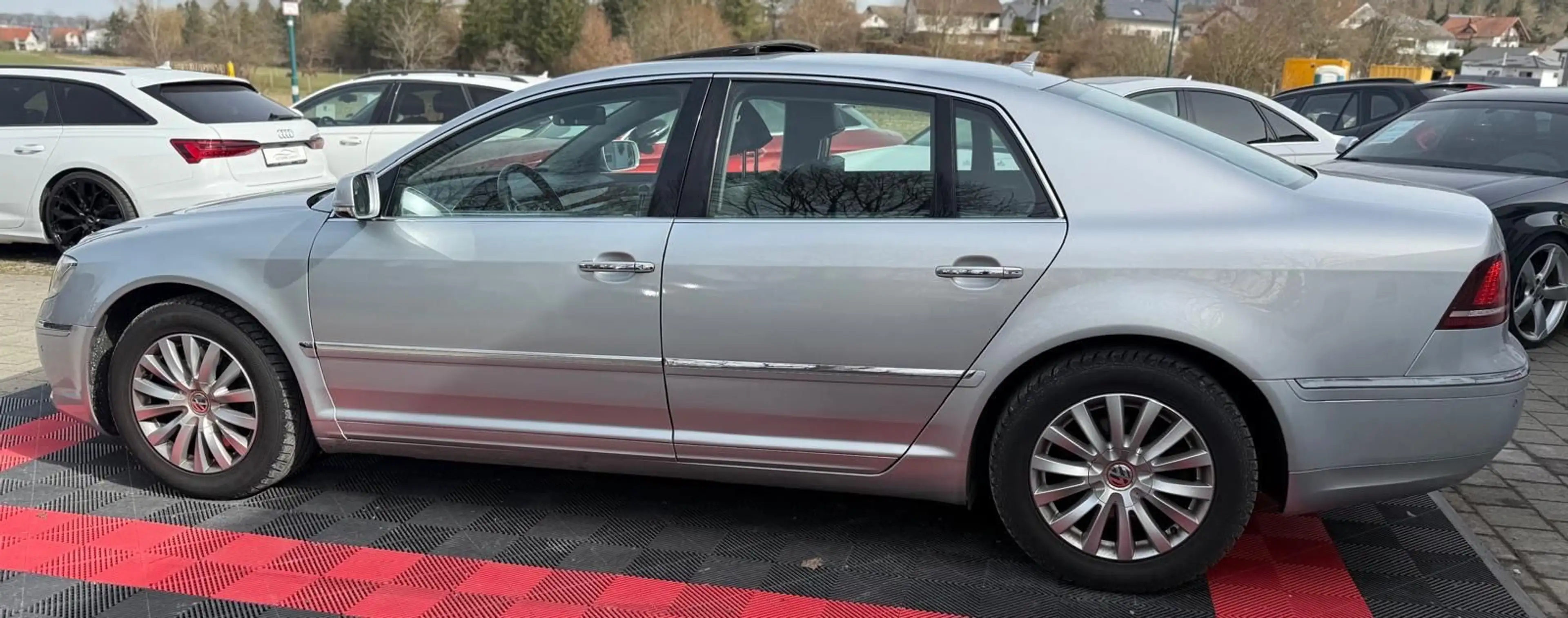 Volkswagen Phaeton *4Motion*PDC*SCHIEBEDACH* — photo 5