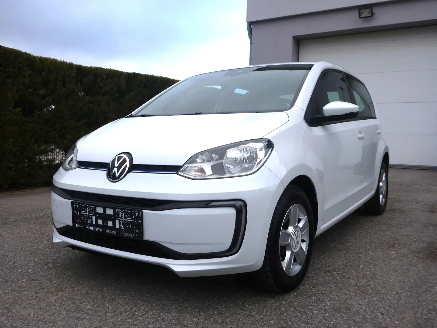 Volkswagen up! e-Up LANE ASSIST PARKPILOT KAMERA DAB-RADIO ALU Weiß - 2