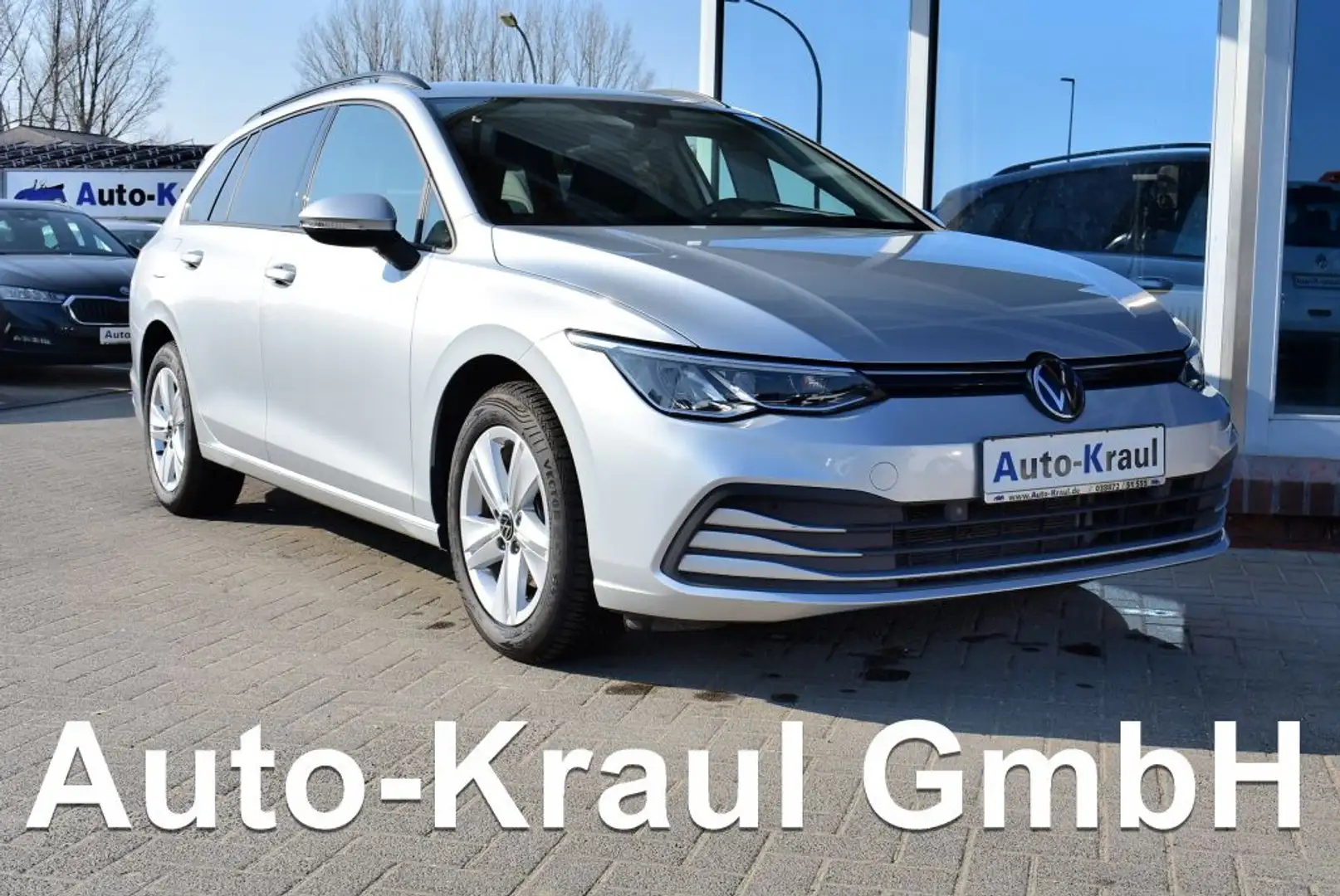 Volkswagen Golf Variant 1.0 TSI OPF Life  LED-Scheinwerfer Navi Alu Sitzhe Silber - 1