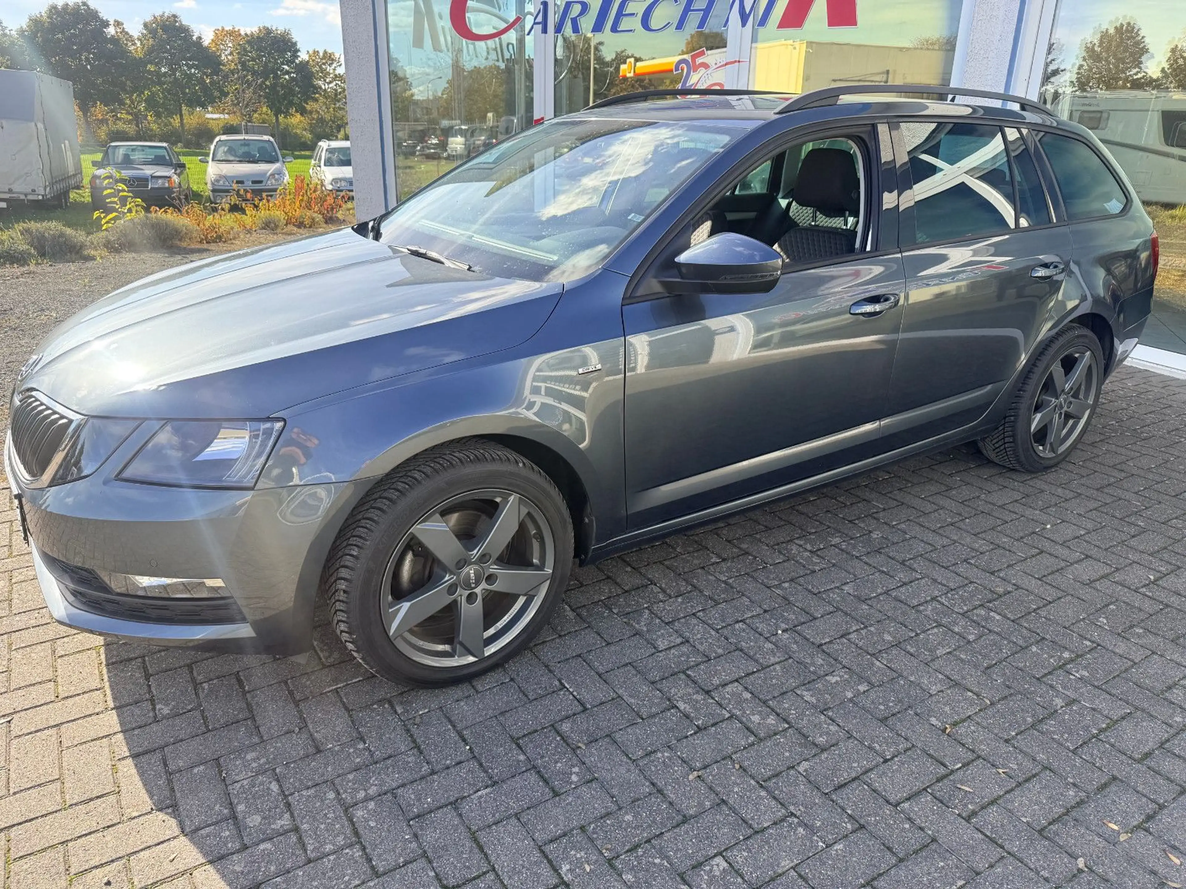 Skoda Octavia Combi Drive — photo 3