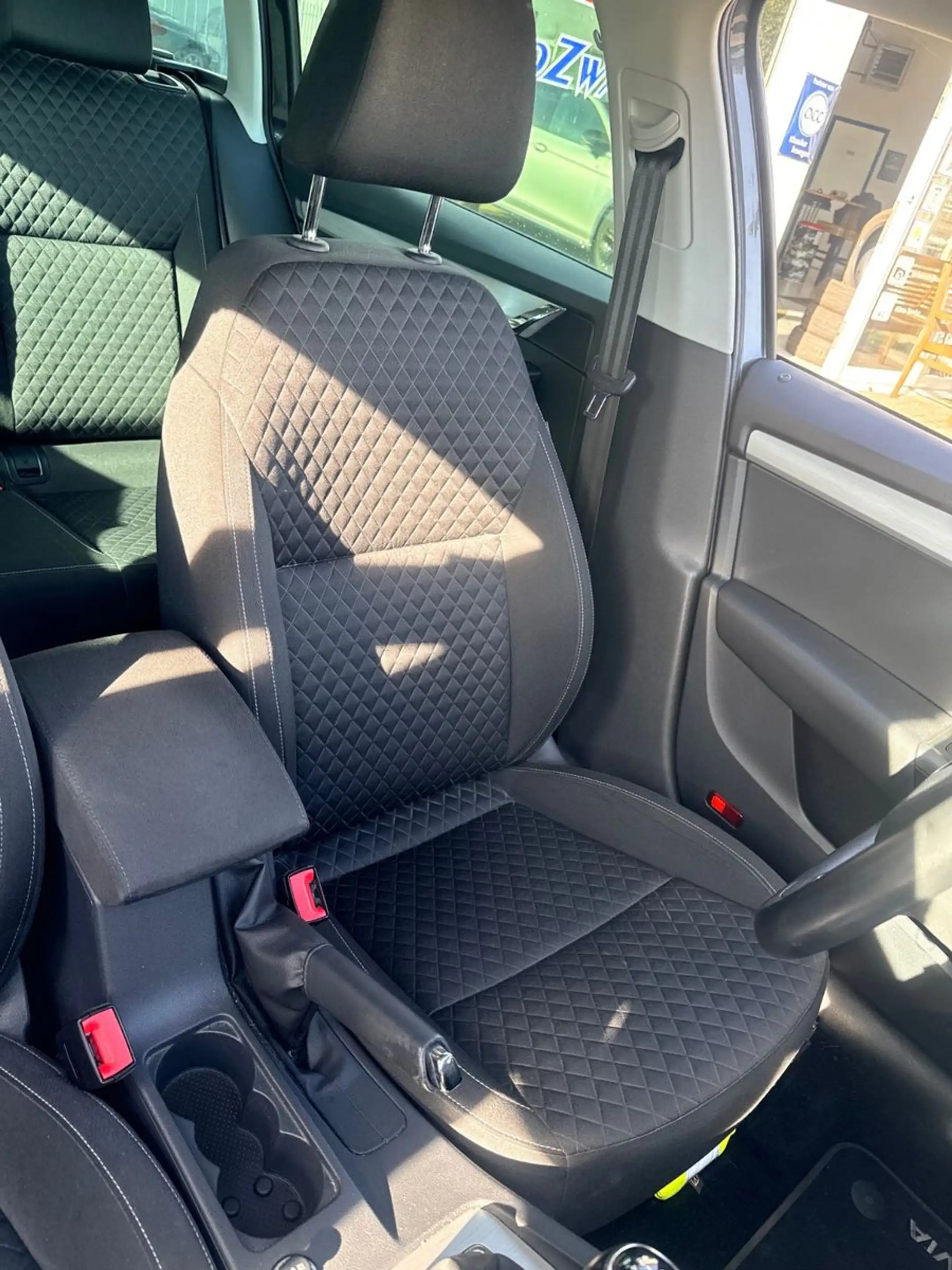 Skoda Octavia Combi Drive — photo 13