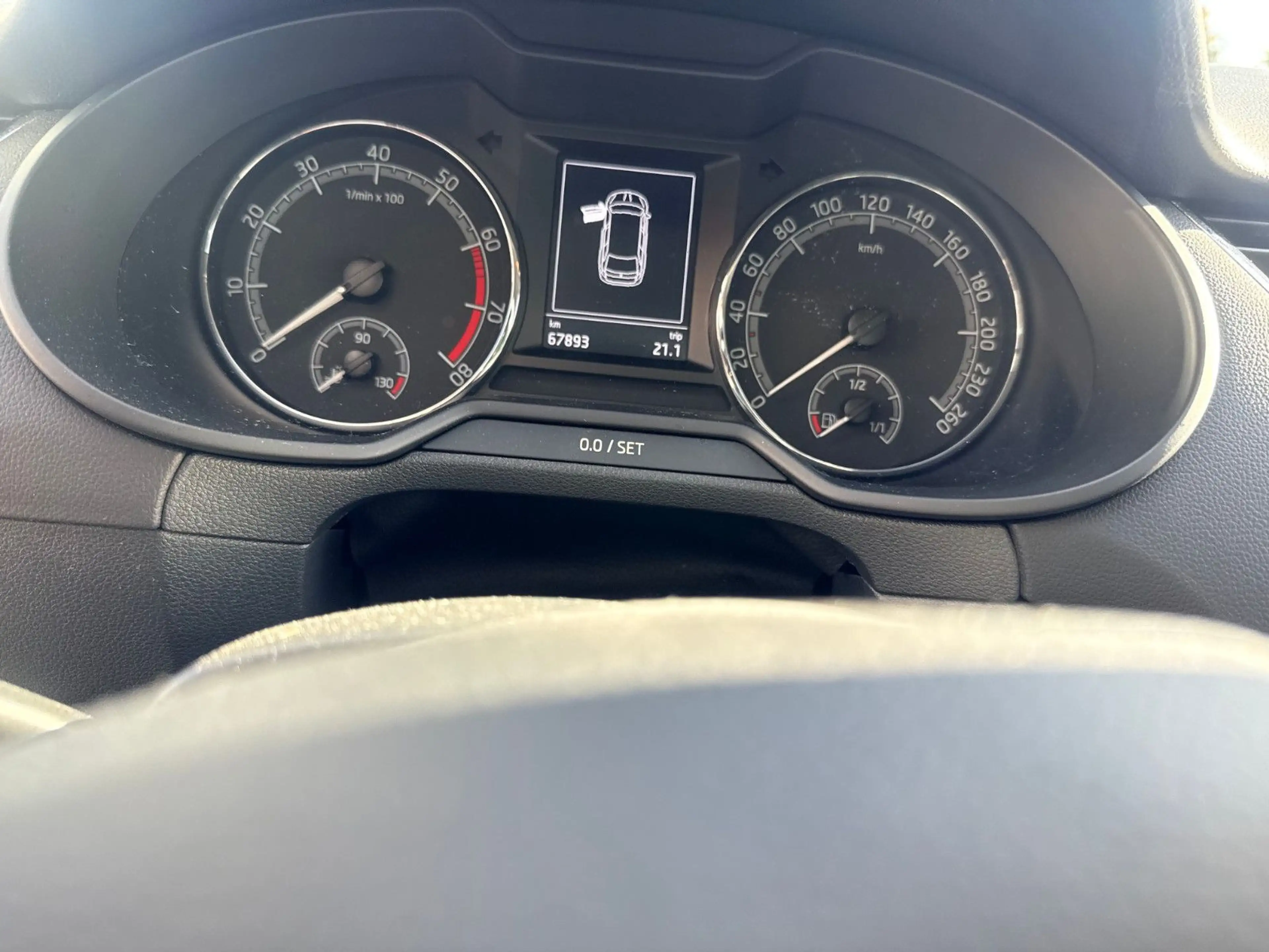 Skoda Octavia Combi Drive — photo 9