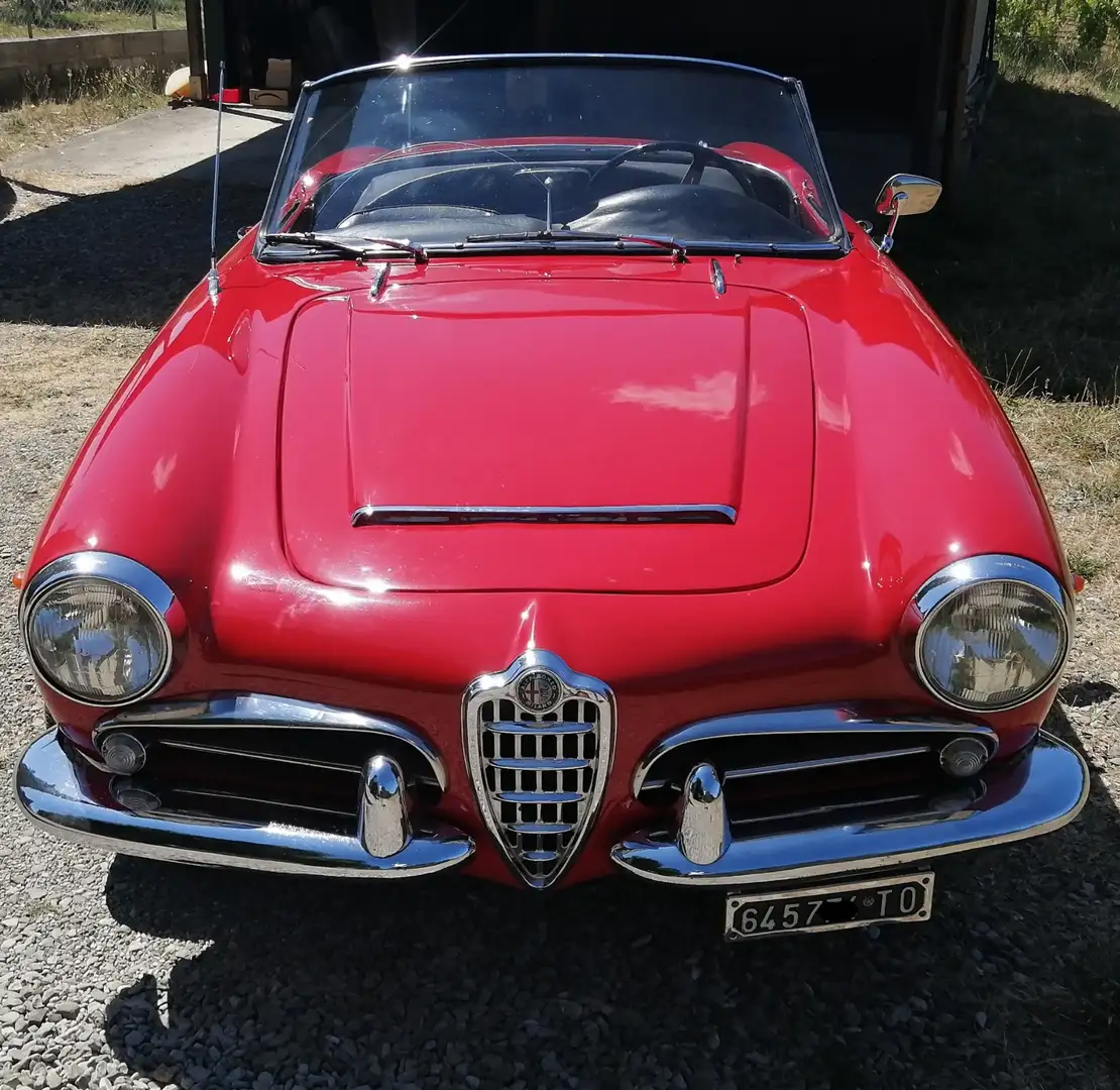 Alfa Romeo Giulia Spider - 1