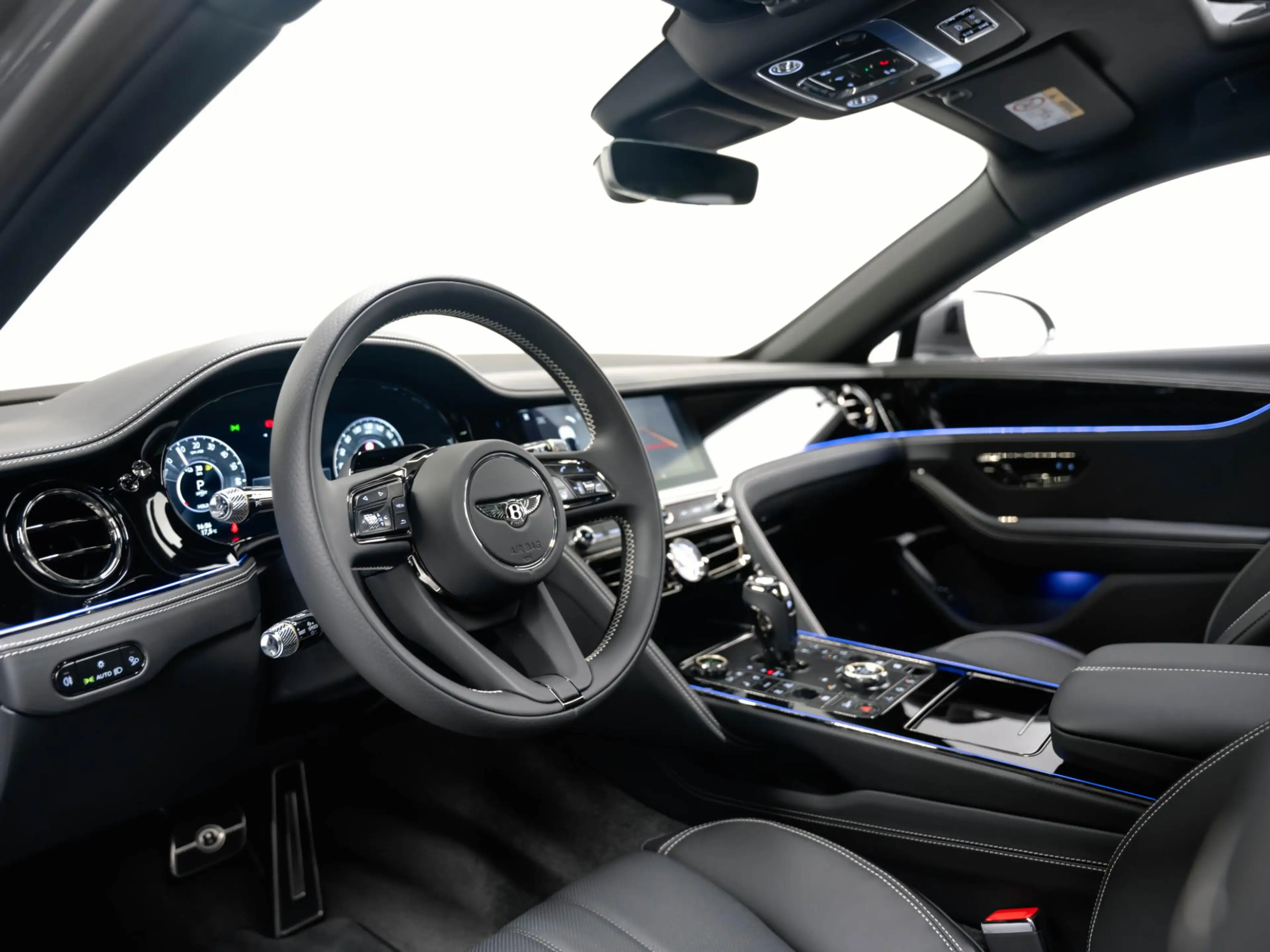 Bentley Flying Spur 4.0 V8 Hybrid — photo 10