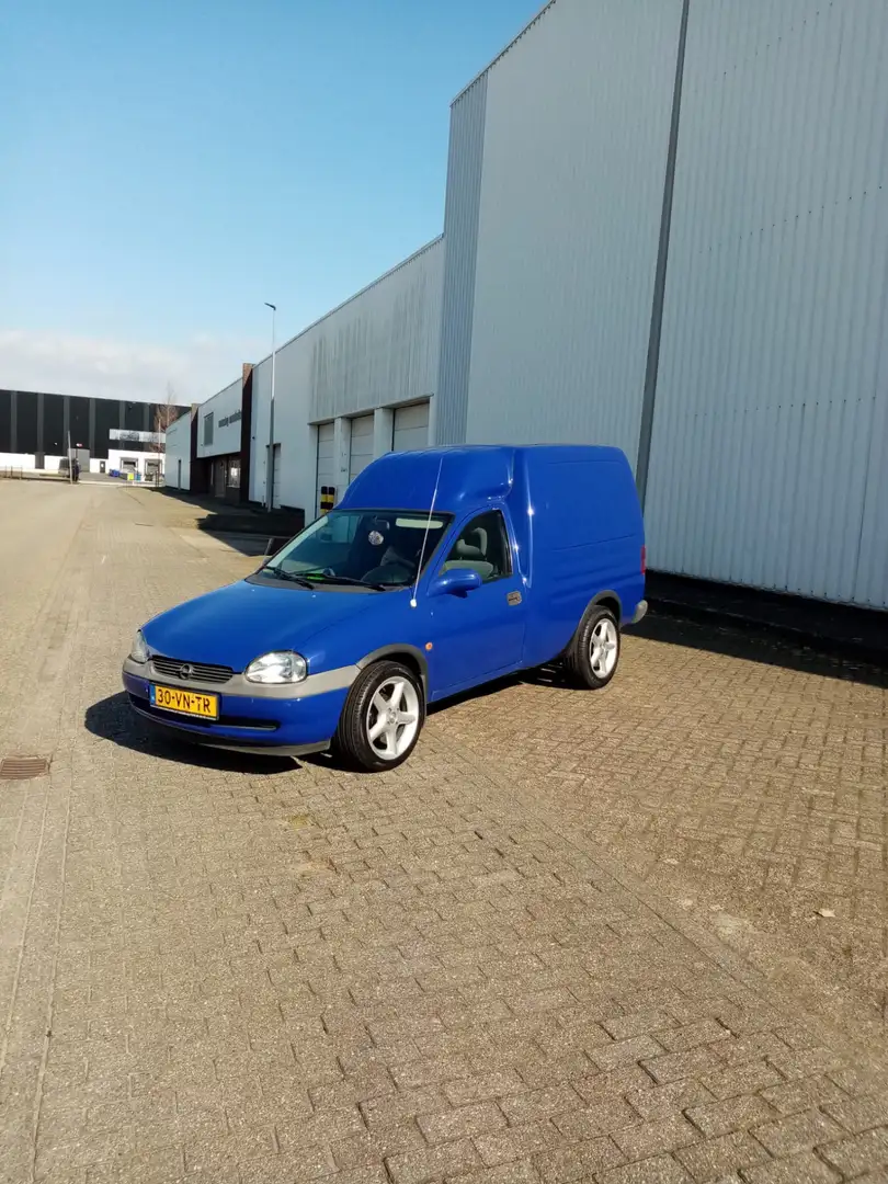 Opel Combo 1.7 D Comfort Bleu - 1
