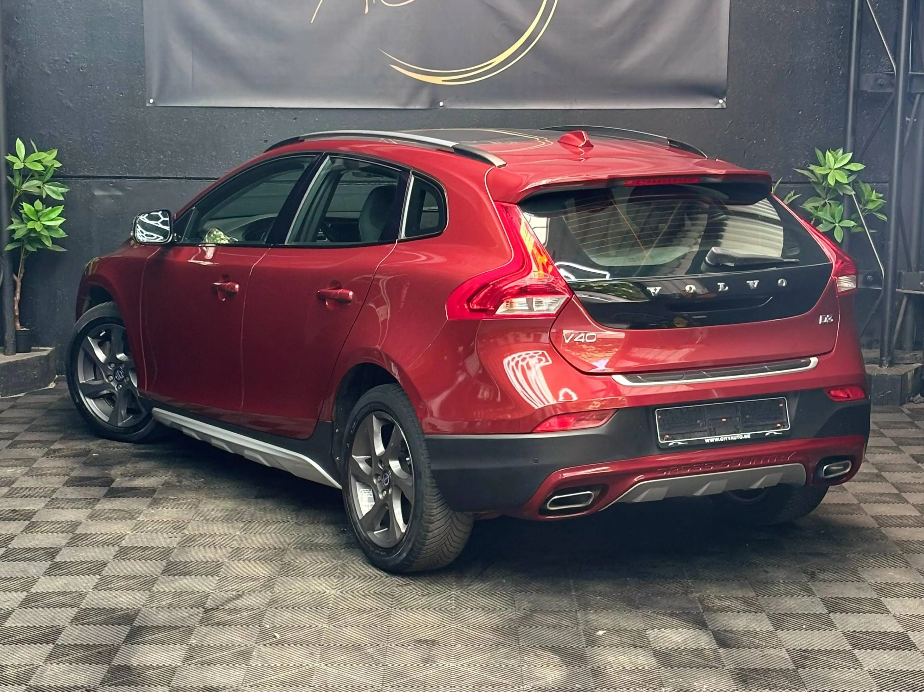 Volvo V40 Cross Country V40 Cross Country 2.0 D3 *Carnet complet* Garantie 12 mois* — photo 4