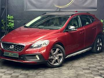 V40 Cross Country 2.0 D3 *Carnet complet* Garantie 12 mois*