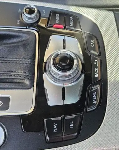 Audi A4 Allroad view 13