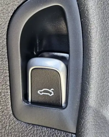Audi A4 Allroad view 10