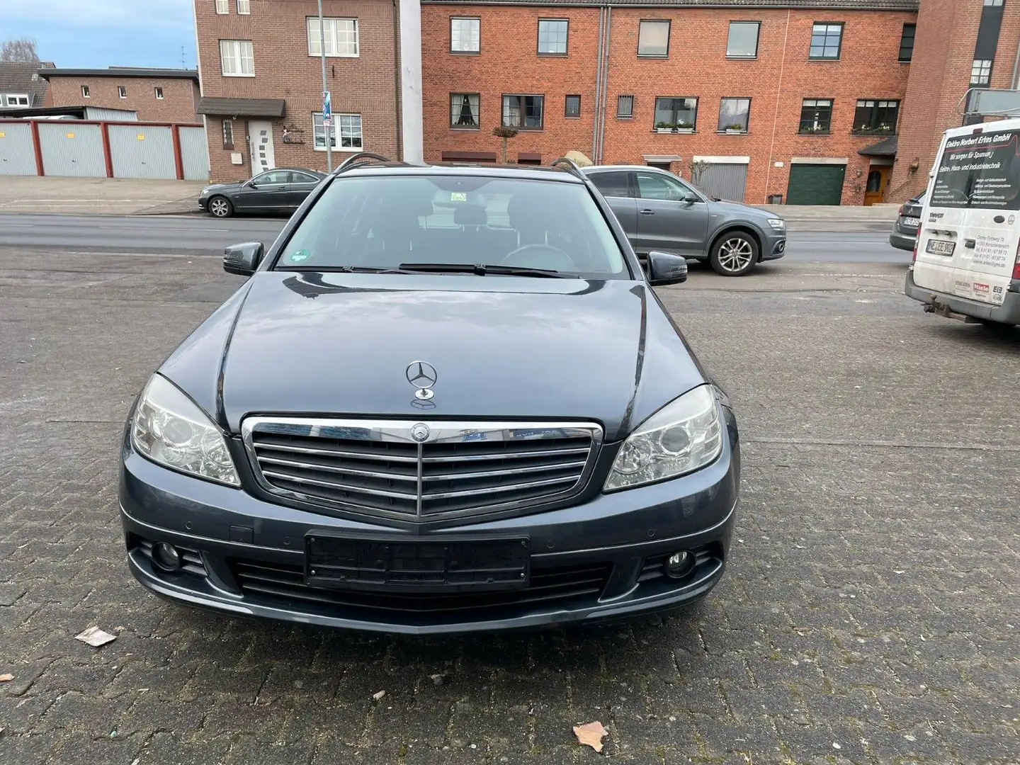 Mercedes-Benz C 180 C -Klasse T-Modell Kompressor BlueEffici Gris - 2