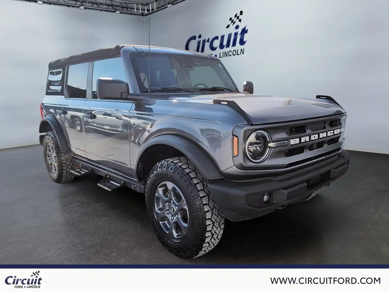 Ford Bronco снимка Ford Bronco