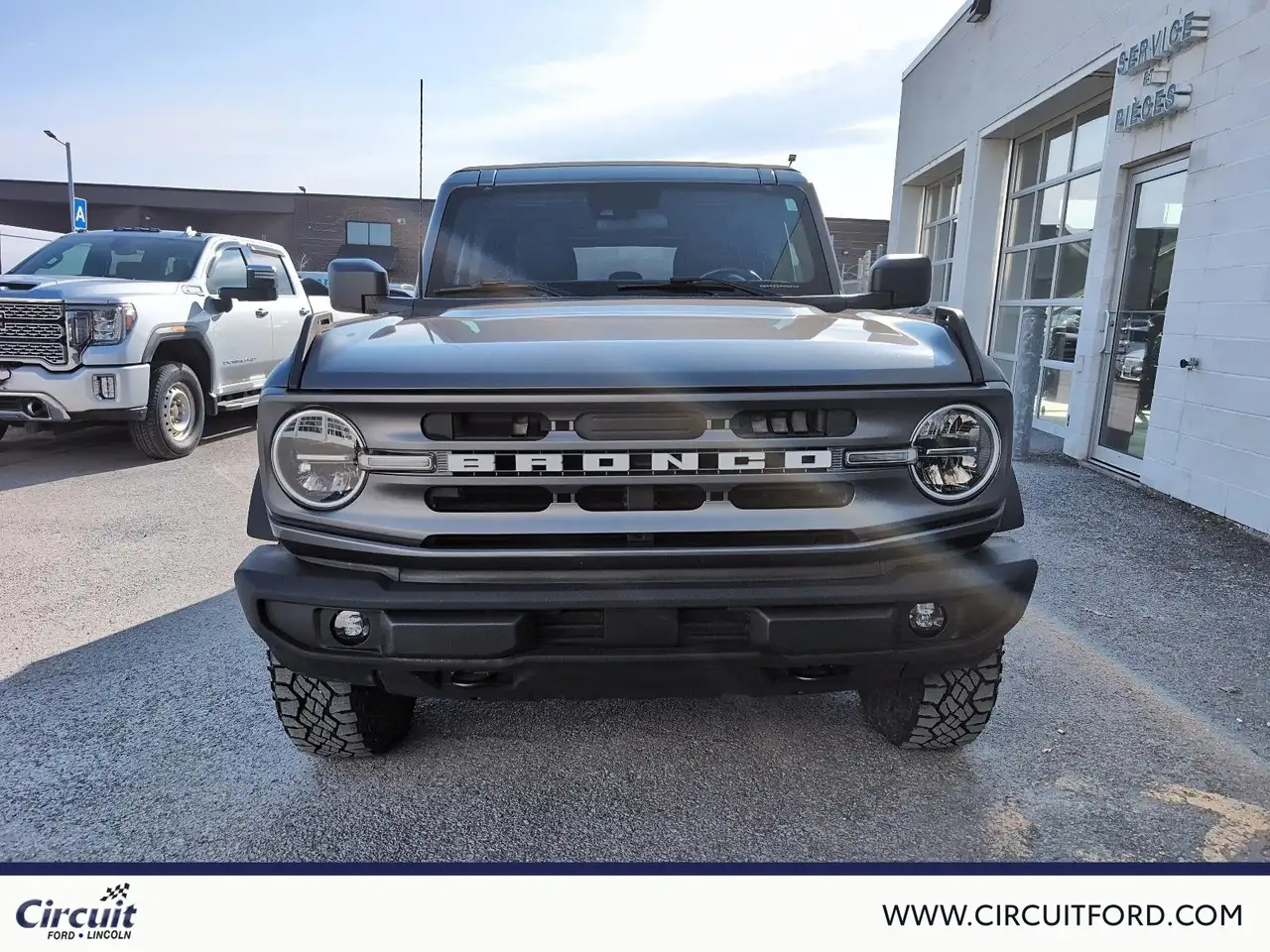 Ford Bronco снимка Ford Bronco