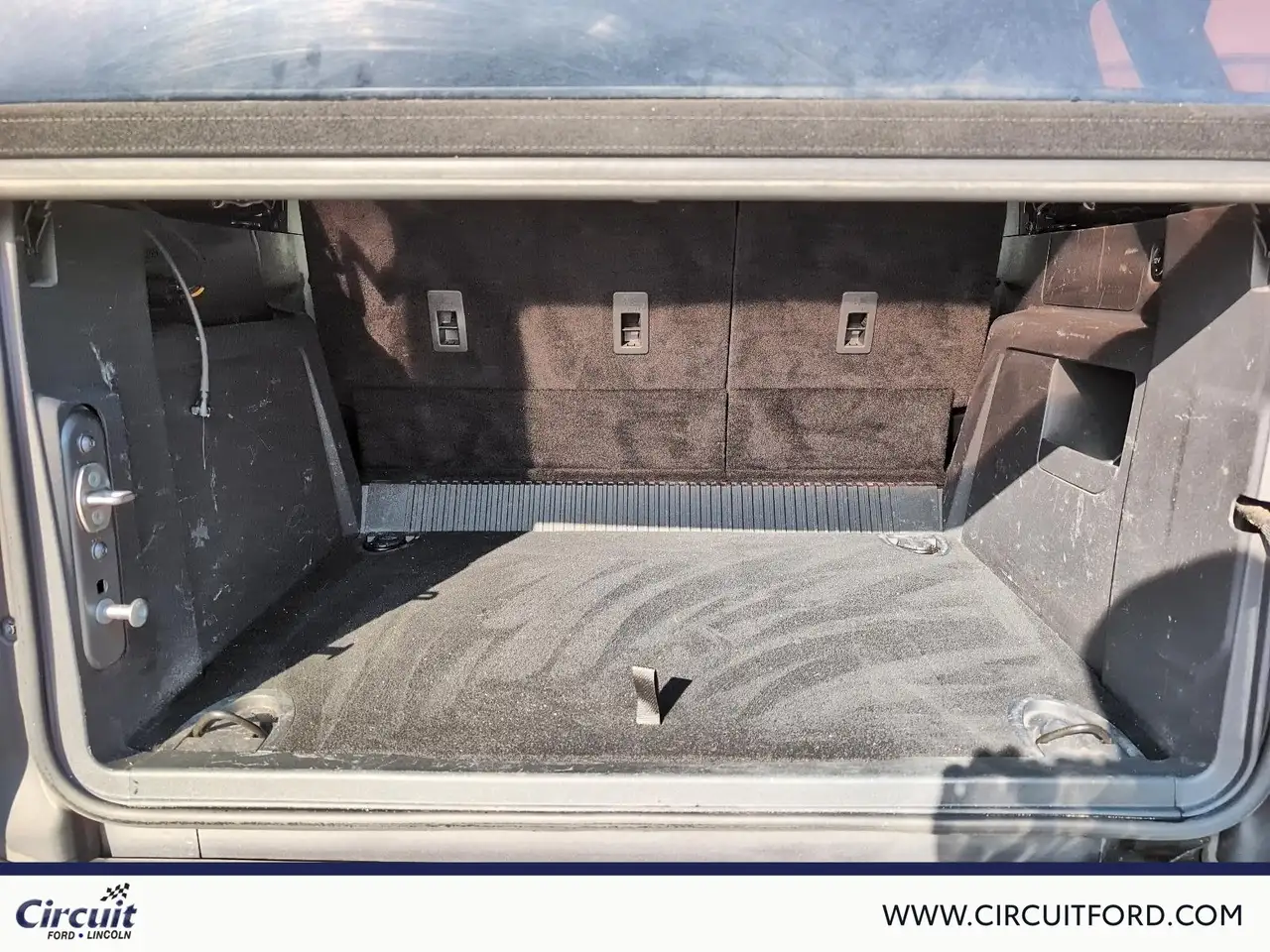 Ford Bronco снимка Ford Bronco