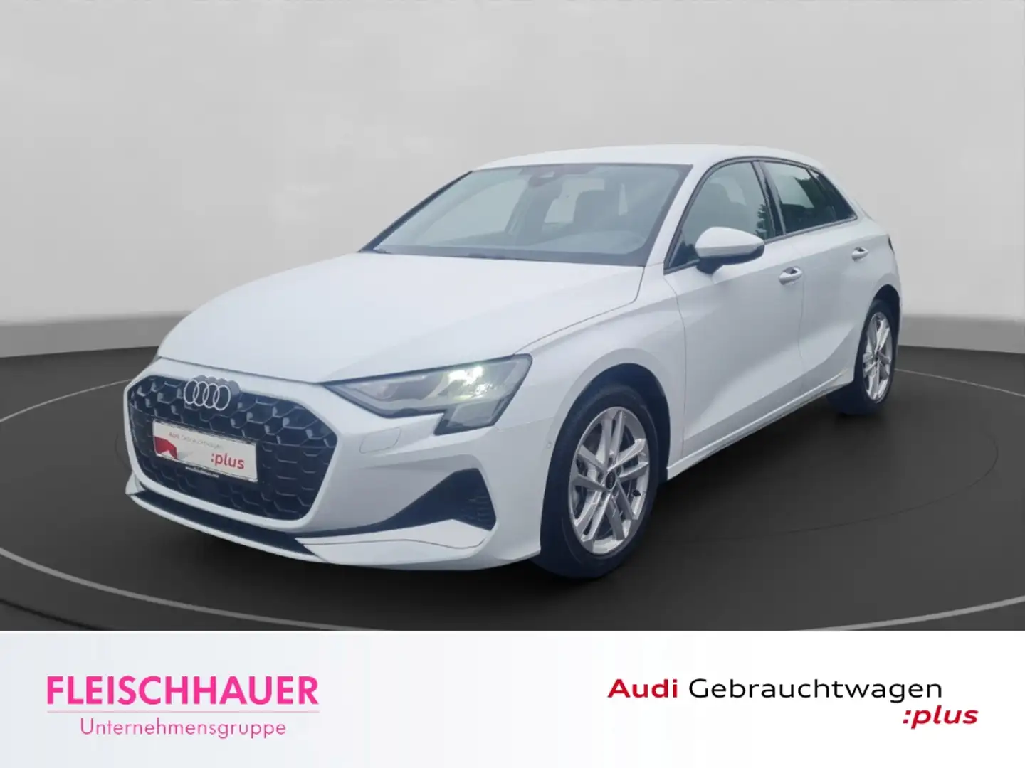 Audi A3 Sportback 35 TFSI advanced Navi+LED+CarPlay+AHK+A Weiß - 1