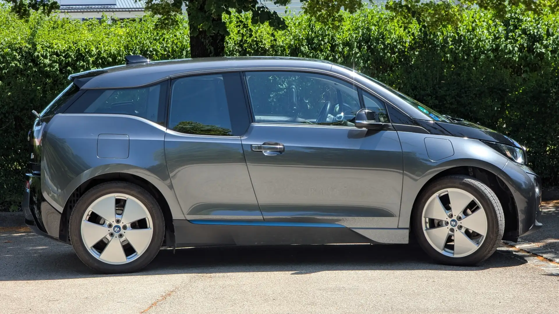 BMW i3 (60 Ah) Range Extender - 1