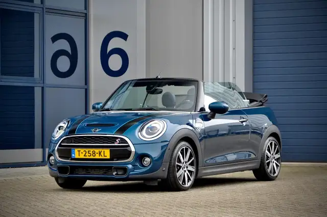 MINI Cooper S Cabrio 2.0 Sidewalk Edition / Adapt.Cruise /Full Option