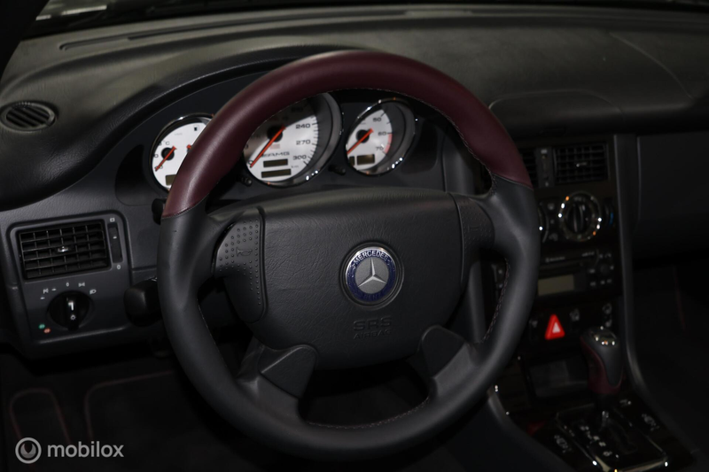Mercedes-Benz SLK AMG 32 — photo 11