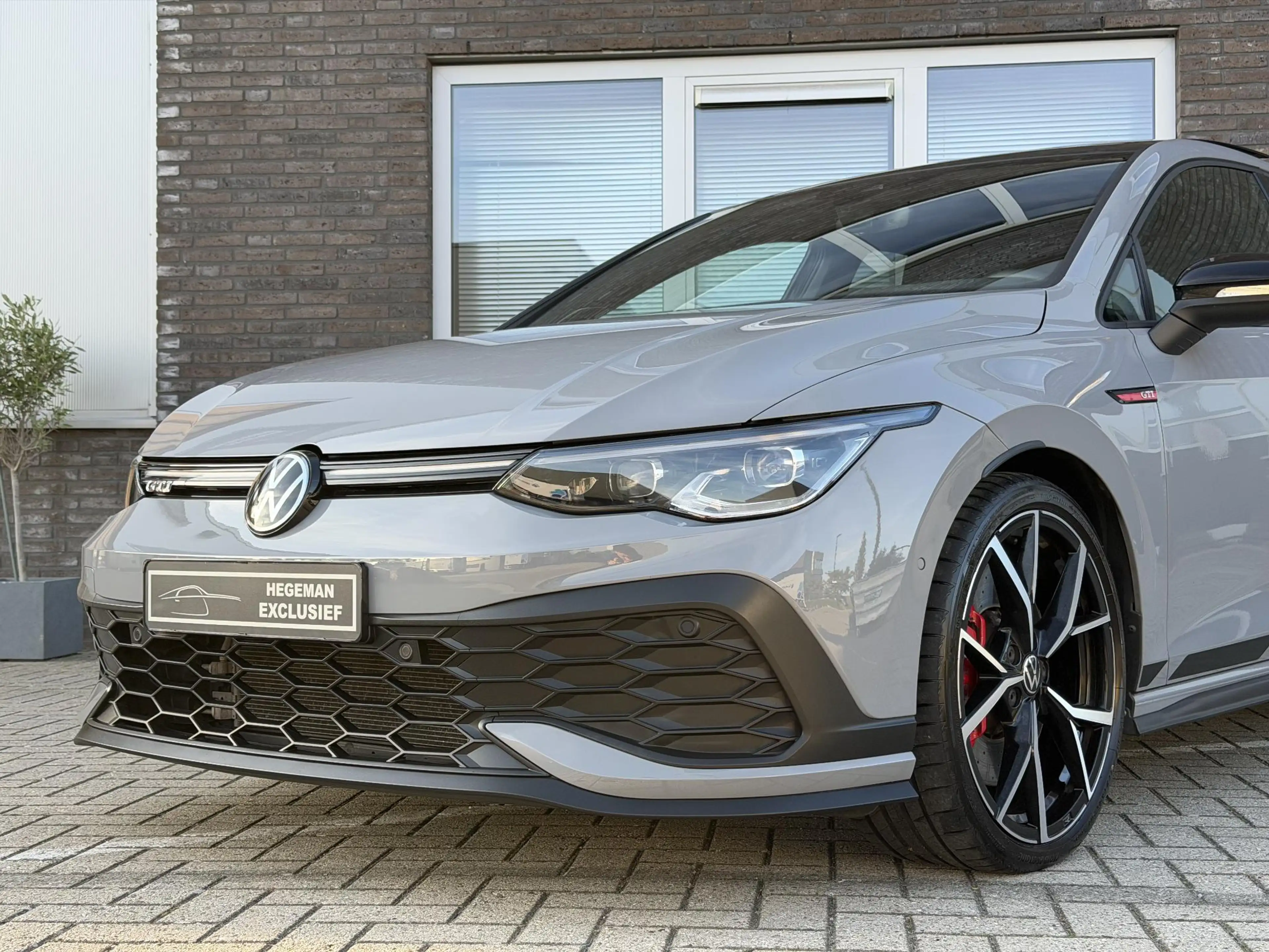 Volkswagen Golf GTI 2.0 TSI CLUBSPORT | Schuif-kanteldak | IQ | H/K | — photo 2