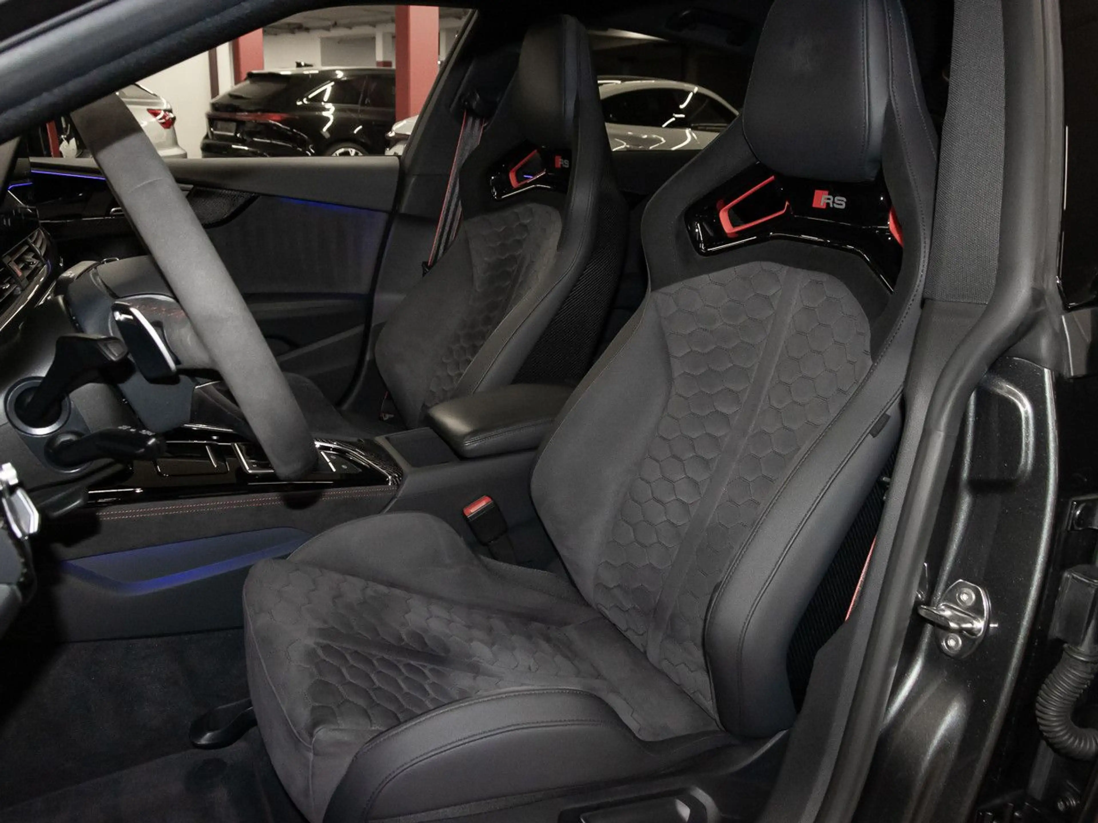 Audi RS5 TFSI quattro HeadUp Pano B&O 360° — photo 14