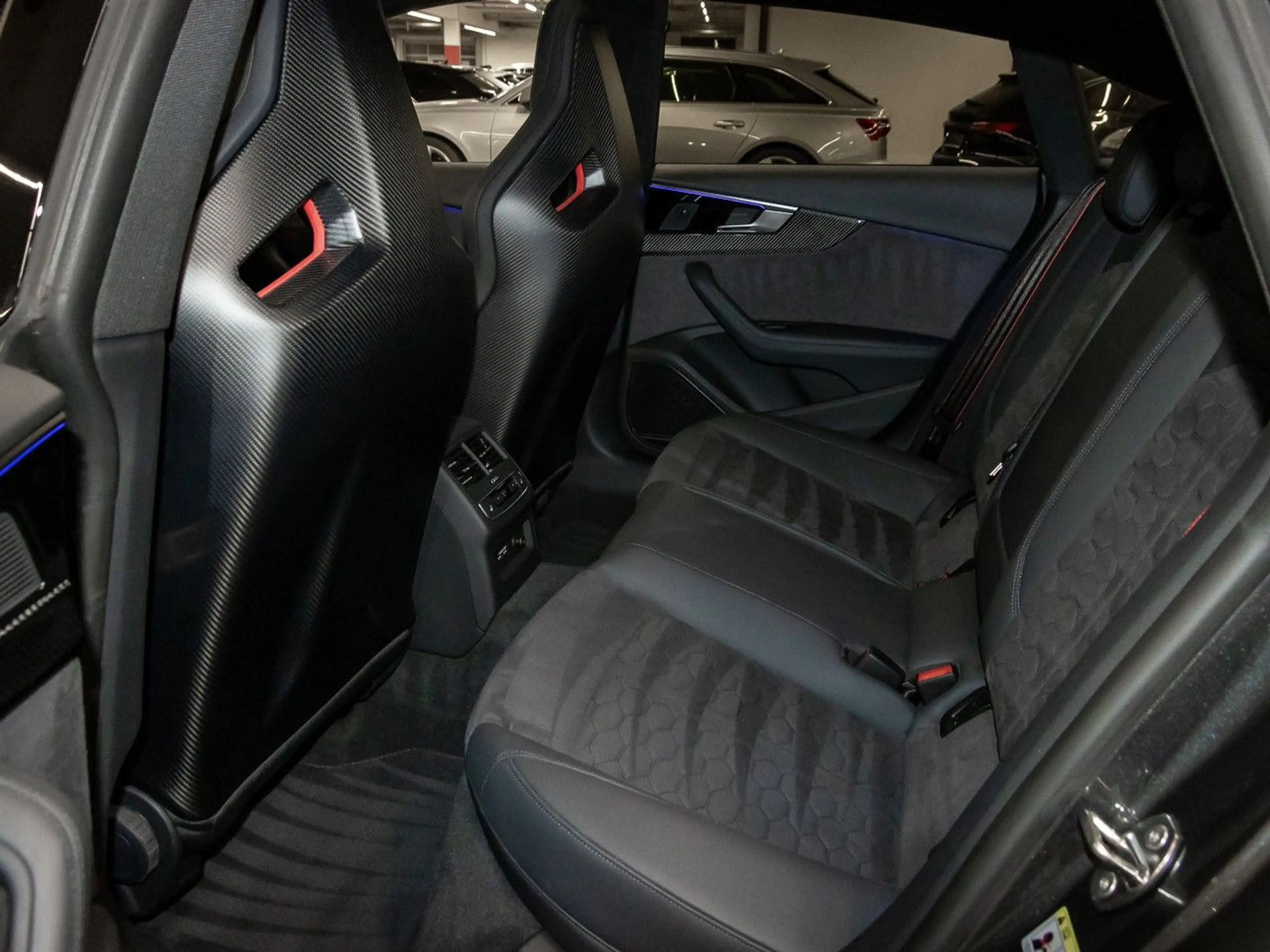 Audi RS5 TFSI quattro HeadUp Pano B&O 360° — photo 11