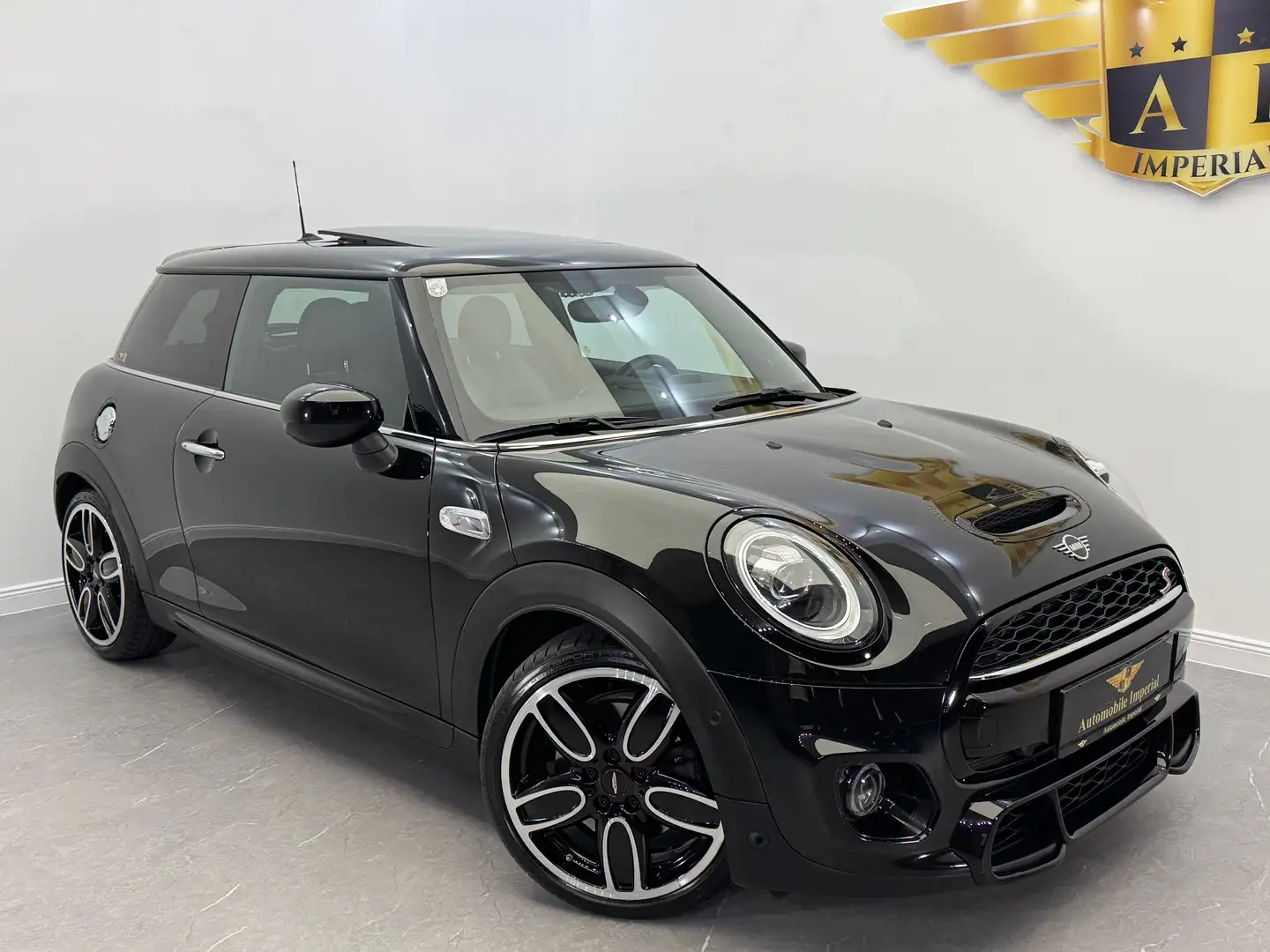 MINI Cooper S (F56)  // AUTOMATIK // PANO // HARMAN KARDON // Schwarz - 1