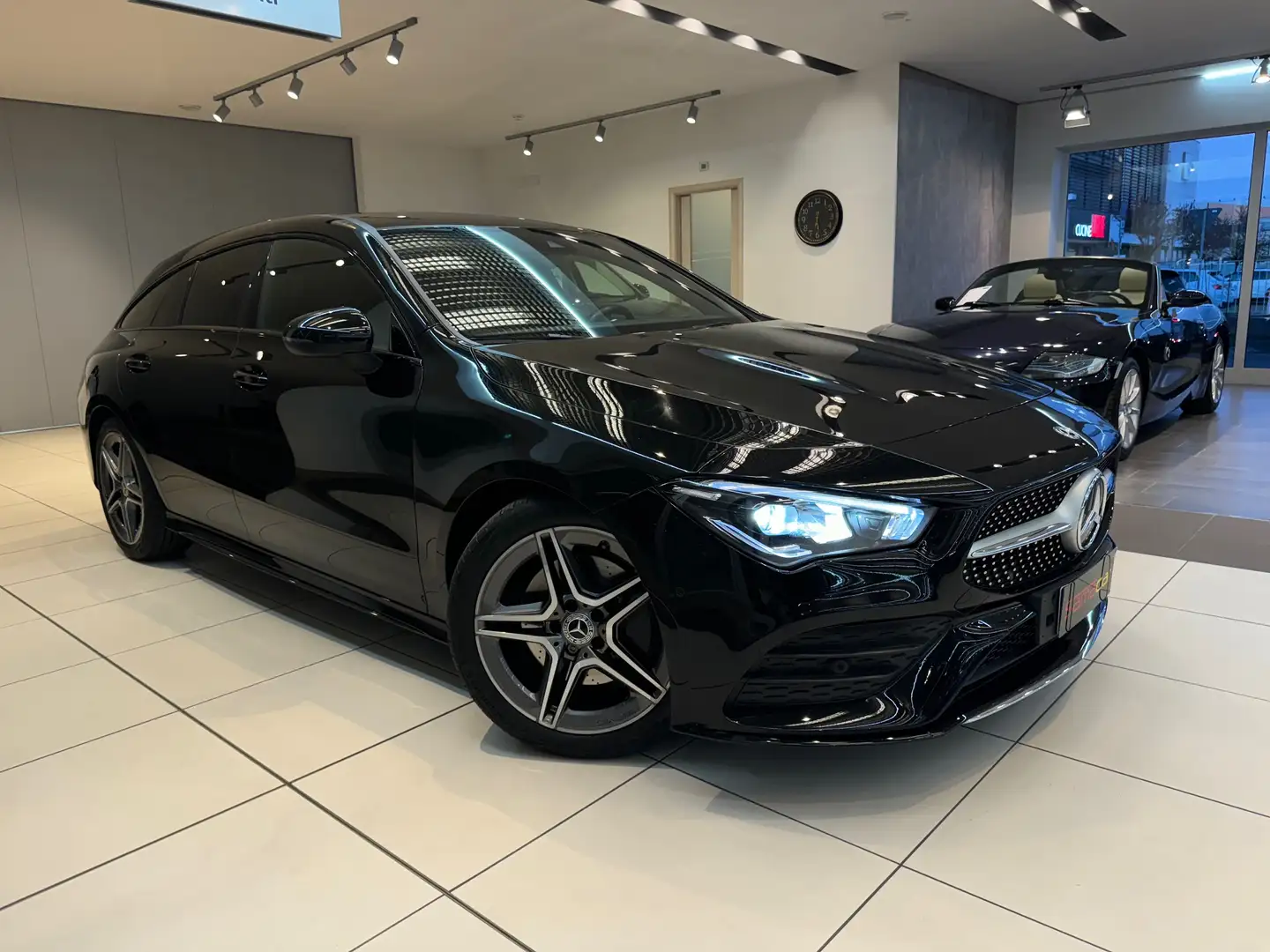 Mercedes-Benz CLA 200 d Shooting Brake Premium AMG auto 150 cv - 1