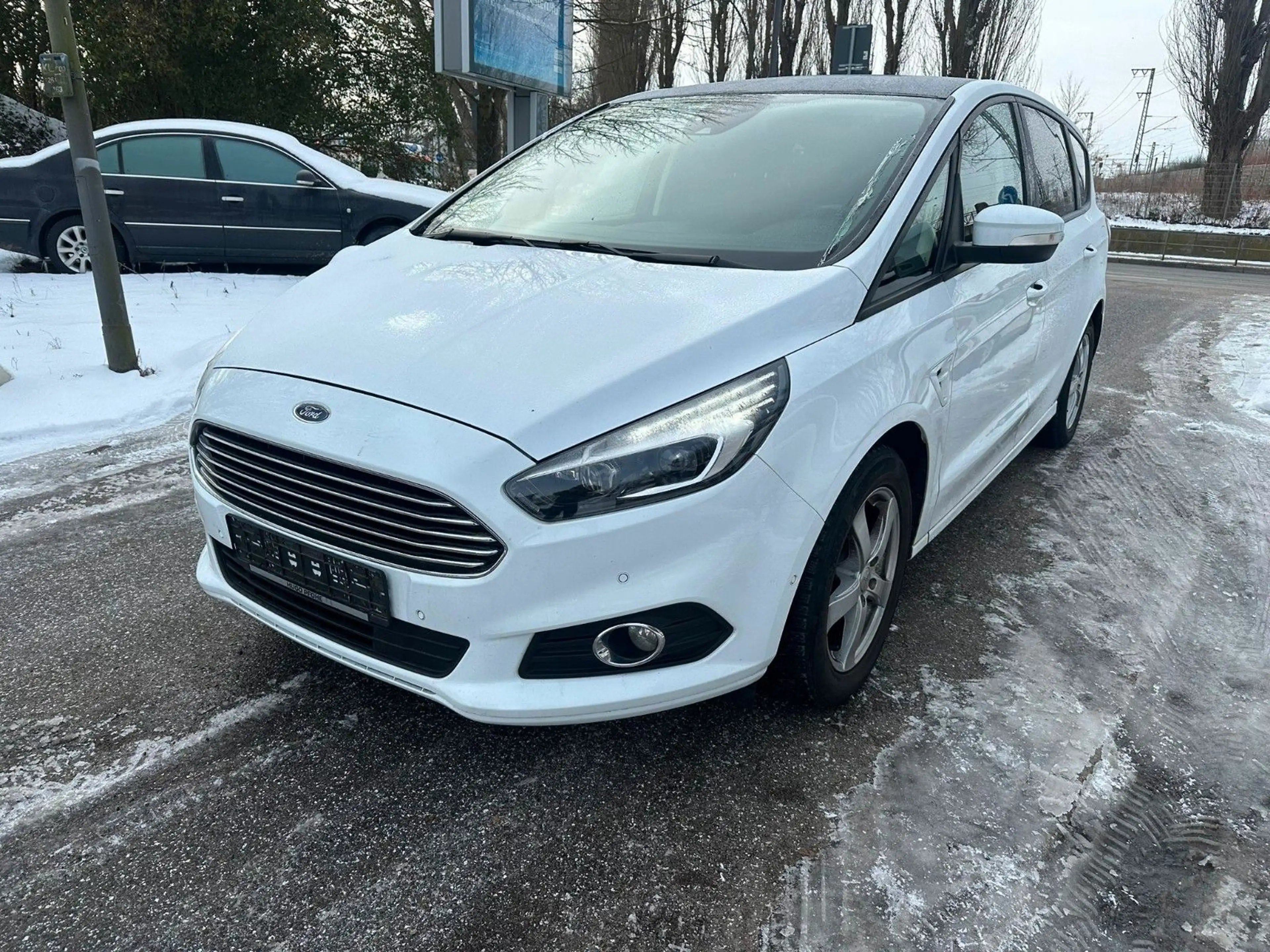 Ford S-Max S-MAX Business*AUT*8GANG*NAV*KAMR*LED* — photo 3