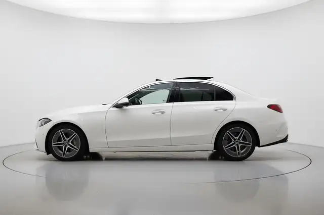Mercedes-Benz C Class view 5
