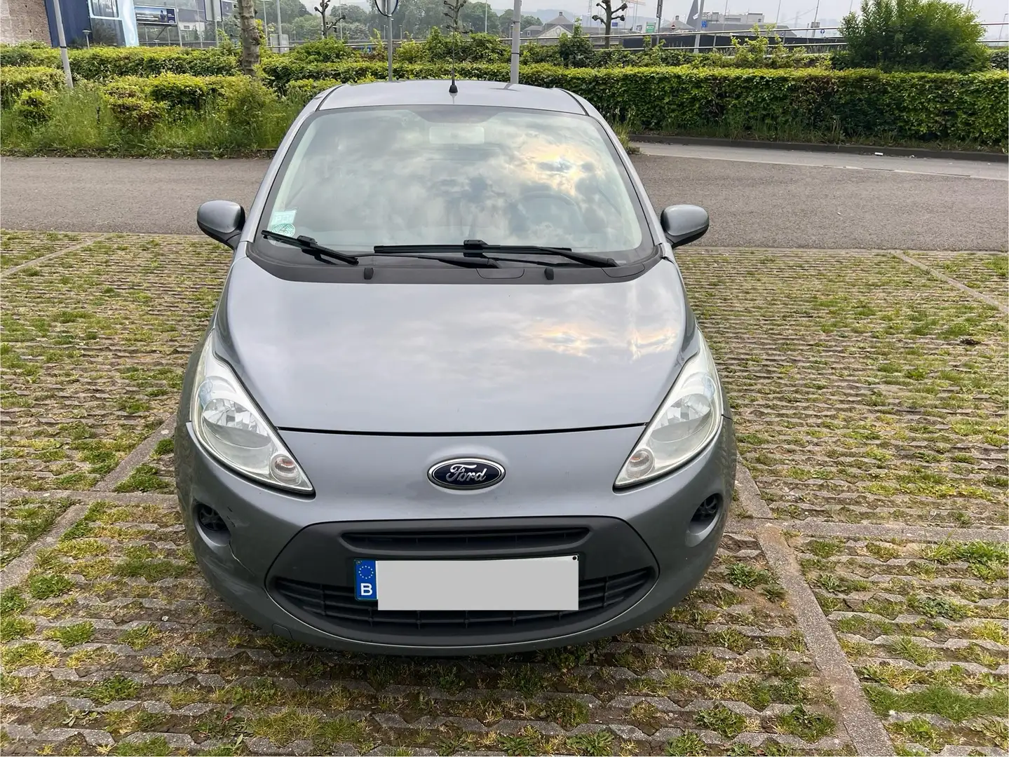 Ford Ka/Ka+ Ka 1.2i Ambiente Zilver - 1