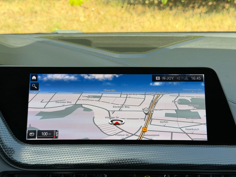 BMW 120 i M Sport/LED/VIRTUAL/ARPLAY/SPUR/LED/1HAND — photo 15