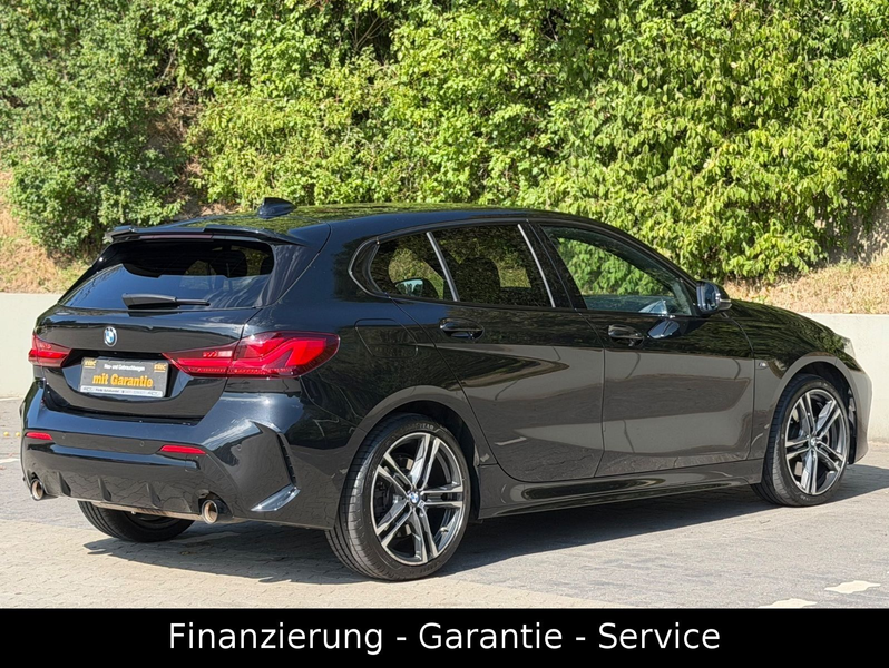 BMW 120 i M Sport/LED/VIRTUAL/ARPLAY/SPUR/LED/1HAND — photo 6