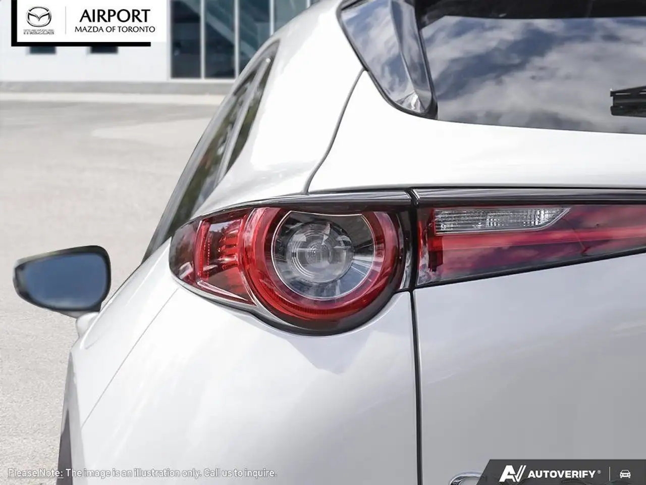 Mazda CX-30 photo Mazda CX-30