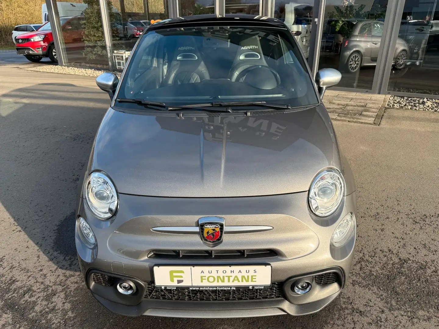 Abarth 595 Turismo Vollleder Akrapovic Beats Xenon Navi Grau - 2