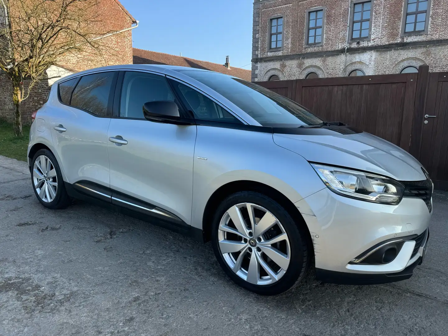 Renault Scenic 1.33 TCe Limited Noir - 1