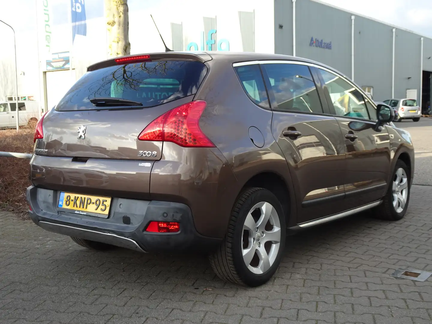 Peugeot 3008 1.6 VTi Style Bruin - 2