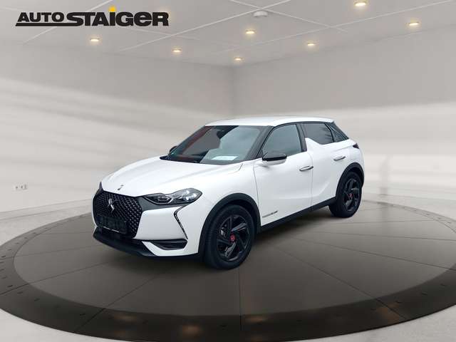 Imagine DS Automobiles DS 3 DS3 Performance Line + Navi