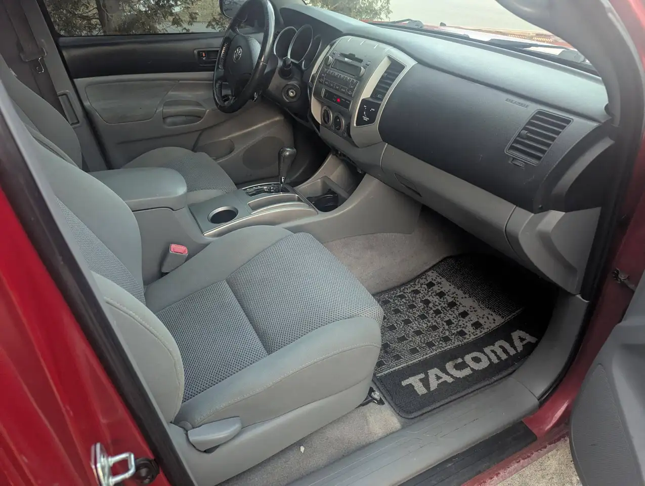 Toyota Tacoma photo Toyota Tacoma