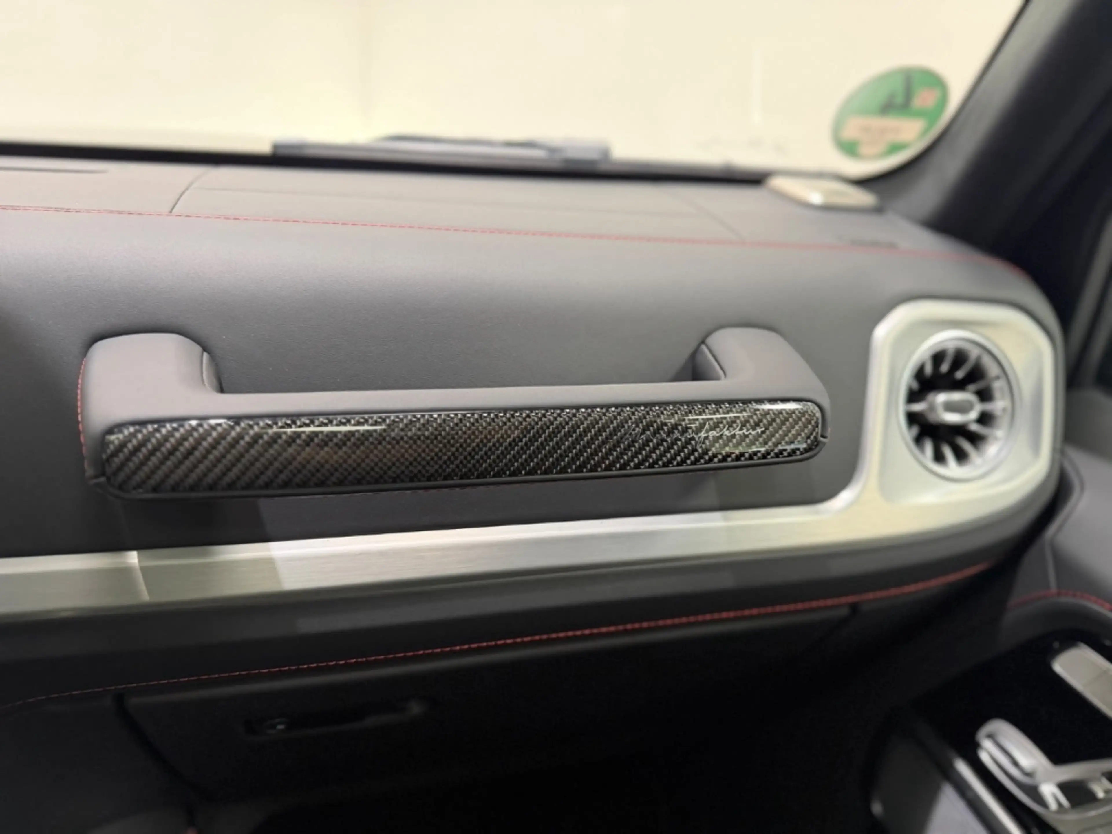 Mercedes-Benz G 63 AMG IN&OUT CARBON PT3 A22 TV MY27 RED STICHING AND BEL — photo 15