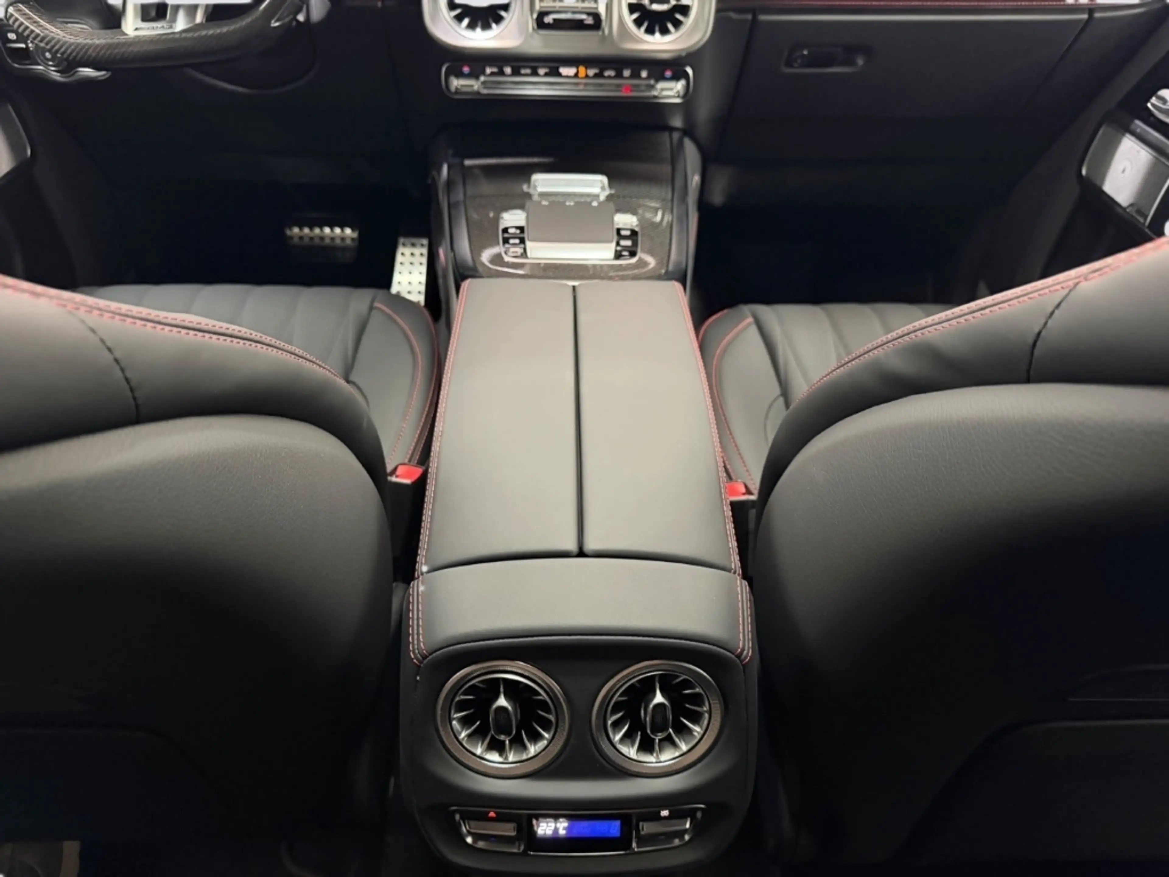 Mercedes-Benz G 63 AMG IN&OUT CARBON PT3 A22 TV MY27 RED STICHING AND BEL — photo 9