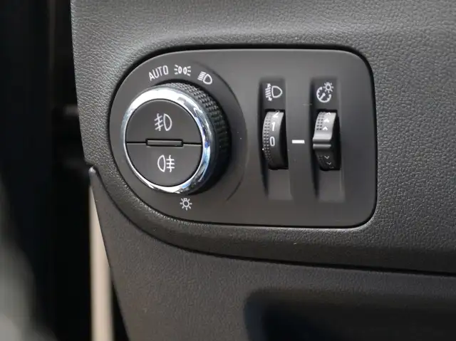 Opel Crossland view 18