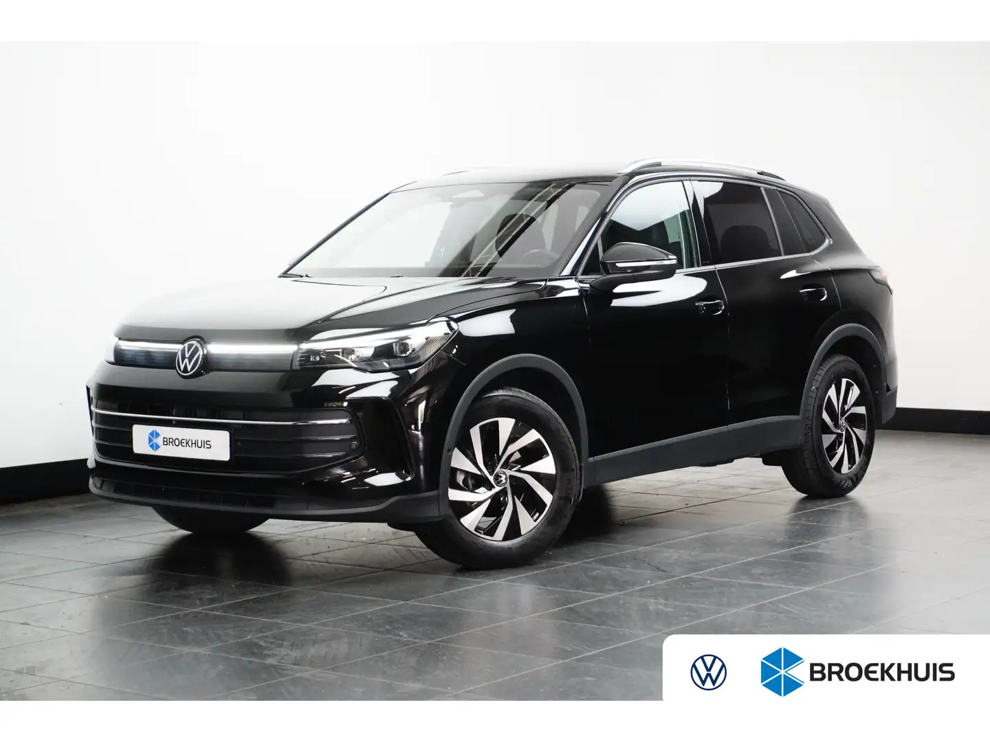 Volkswagen Tiguan 1.5 TSI Mhev 204PK | TREKHAAK | CAMERA ACHTER | HA Zwart - 1